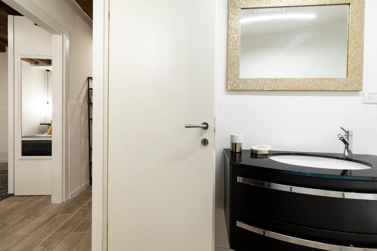 San Marco Pied-A-Terre - Accademia By Wonderful Italy Apartment Venice Exterior photo